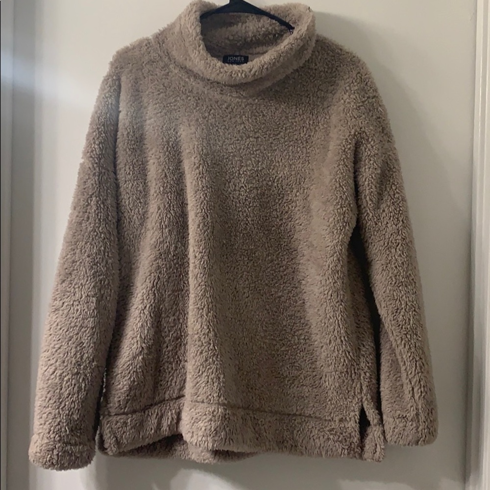 Long sleeve sweater